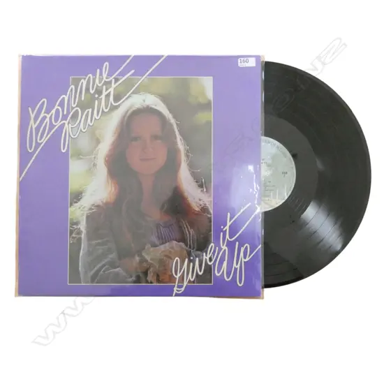 BONNIE RAITT 'GIVE IT UP' MOVLP 826